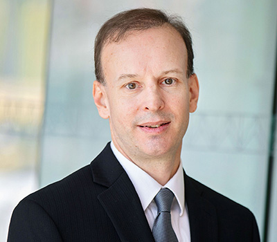 Scott Dixon Headshot